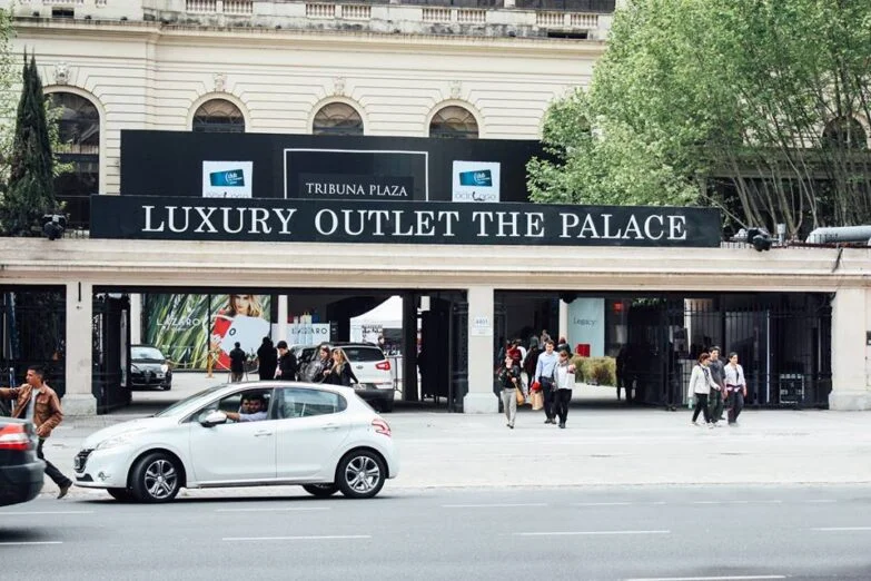 Luxury Luxury Outlet The Palace - Eventos Calzado, Cuero