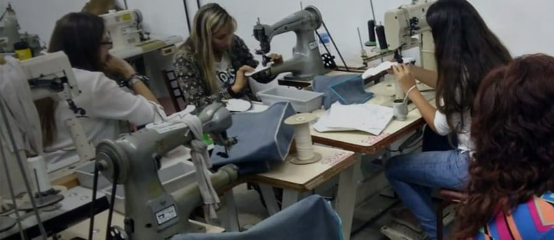 Calzado Santa Fe Capacitación En Calzado: Escuela En Acción - Calzado, Cuero