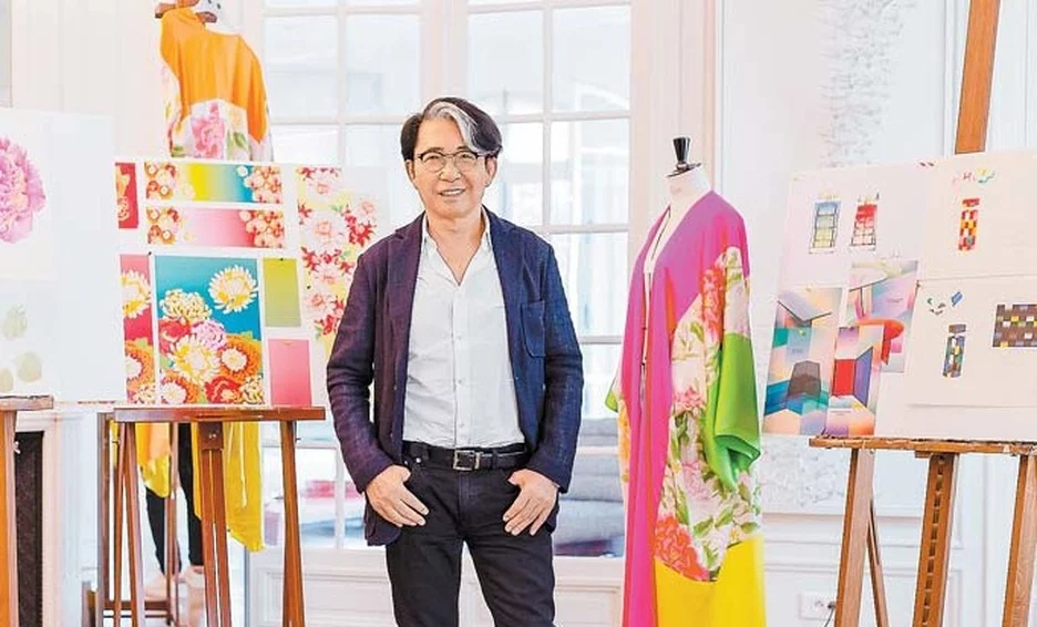 Firmenich Casas Perfumistas Escala Internacional 118 0 682 424 El Mundo De La Moda Esta De Luto - Diseñadores
