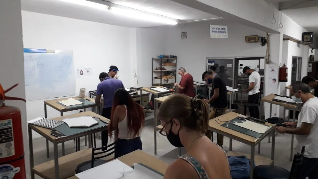 Diseño De Calzado Santa Fe Diseño Y Modelaje Profesional De Calzado - Calzado, Cuero