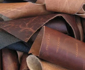 Retazos Cuero Aromatico 300X300 1 La Nota Olfativa De Cuero - Leather