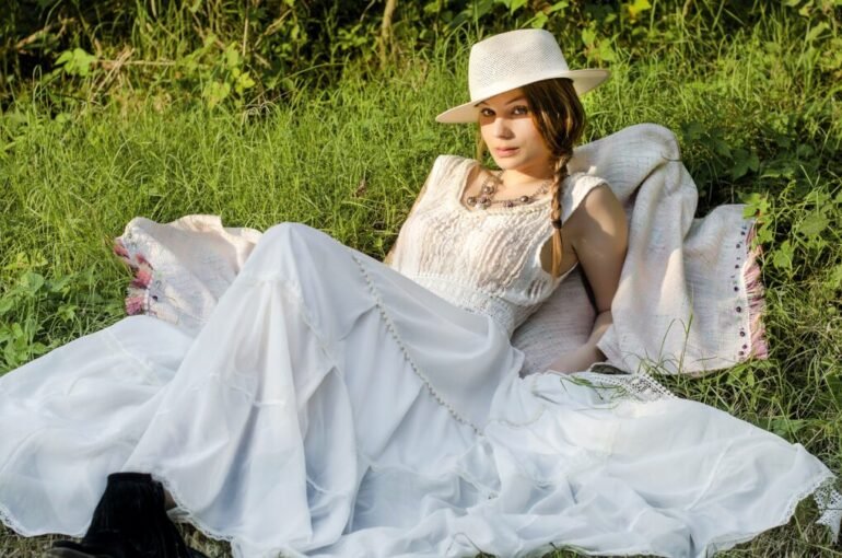 Carola Cornejo Principal Una Marca Sustentable Con Prendas Bohemias Y Románticas - Moda Y Diseñadores Textil E Indumentaria