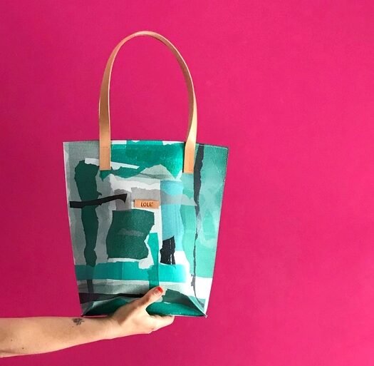 Img 6777 26 04 2021 Bolsas Plásticas En Desuso Convertidas En Objetos De Diseño - Moda Sostenible