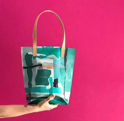 Img 6777 26 04 2021 Bolsas Plásticas En Desuso Convertidas En Objetos De Diseño - Moda Sostenible