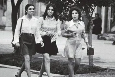 Mujeres Afganistan Mujeres Afganas En Minifaldas En Los Años 70 - Afganistan