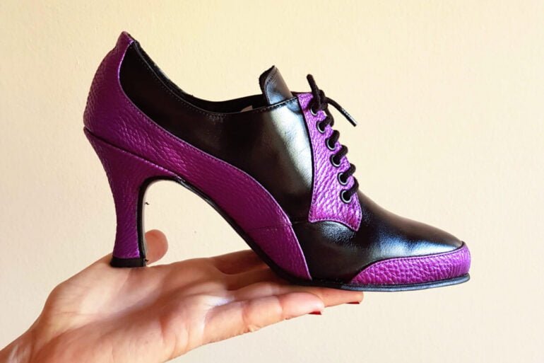 Virus Pensar Los Zapatos Como Objeto De Arte - Calzado, Cuero