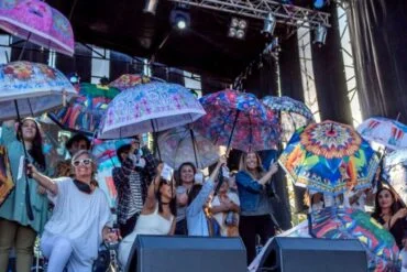 Paraguas Cuarto Colorado Ituzaingo 1 Presentaron Una Colección De Paraguas Intervenidos Por Artistas - Diseñadoresargentinos