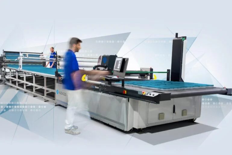 Sala Corte Beneficios De La Sala De Corte Automatizada En La Producción De Indumentaria - Textil E Indumentaria
