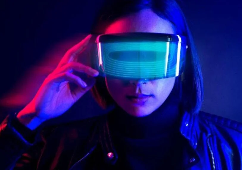 ¿cuál es el futuro del ecommerce en el metaverso? 8 - interes general Agencia Mujer Tecnologia Lentes De Realidad Virtual ¿Cuál Es El Futuro Del Ecommerce En El Metaverso? - Interes General