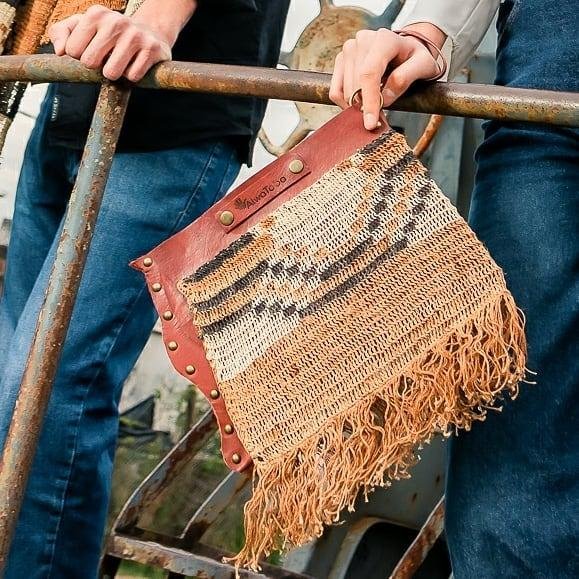 Alwatoba 4 Neoartesanías: Saberes Ancestrales + Diseño Contemporáneo - Moda Y Diseñadores Calzado, Cuero
