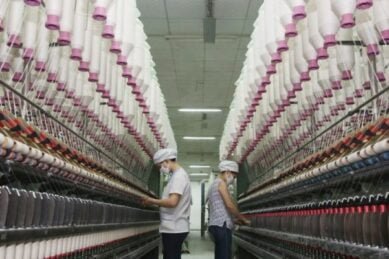 59 593946 El Sector Textil, En La Cuerda Floja Por La Inflación Y La Caída Del Consumo - Moda Y Diseñadores Textil E Indumentaria