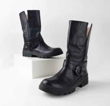 Biker Boots Calzado Que Domina Invierno 11 028665 Biker Boots: El Calzado Que Domina El Invierno - Tendencias 24/25 - Calzado Y Cuero