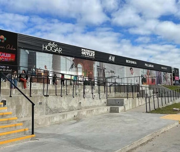 Ropa Barata Nuevo Outlet Que Quiere Destronar A Flores Y Salada 12 719976 Ropa Barata: El Nuevo Outlet Que Quiere Destronar A Flores Y La Salada - Eventos Textil E Indumentaria