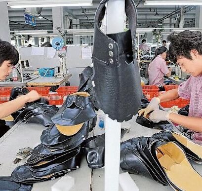 05 327803 La Industria De Calzado Argentina Golpeada Por Medida Antidumping A Calzado Chino - Eventos Calzado, Cuero