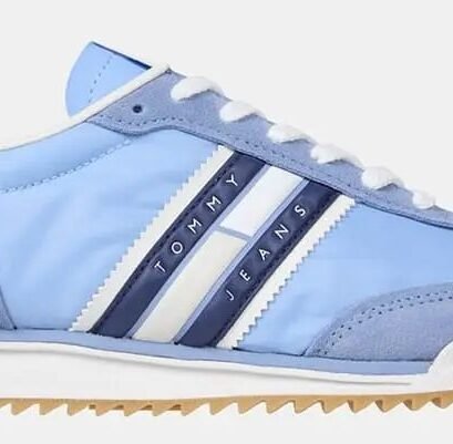 Tommy Hilfiger Y Corte Ingles Se Unen Con Las Zapatillas Atemporales Que Mejor Visten Verano 07 034999 Tommy Hilfiger Y El Corte Inglés Se Unen Con Las Zapatillas Atemporales Que Mejor Visten En Verano - Eventos Calzado, Cuero