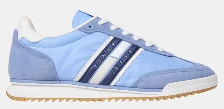 Tommy Hilfiger Y Corte Ingles Se Unen Con Las Zapatillas Atemporales Que Mejor Visten Verano 07 034999 Tommy Hilfiger Y El Corte Inglés Se Unen Con Las Zapatillas Atemporales Que Mejor Visten En Verano - Interes General