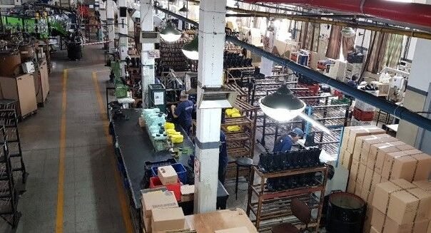 Mas 20 Multinacionales Abandonaron Argentina Que Nos Dice Esto Sobre Nuestro Marco Laboral 02 391057 Más De 20 Multinacionales Abandonaron Argentina: ¿Qué Nos Dice Esto Sobre Nuestro Marco Laboral? - Empresas Textiles