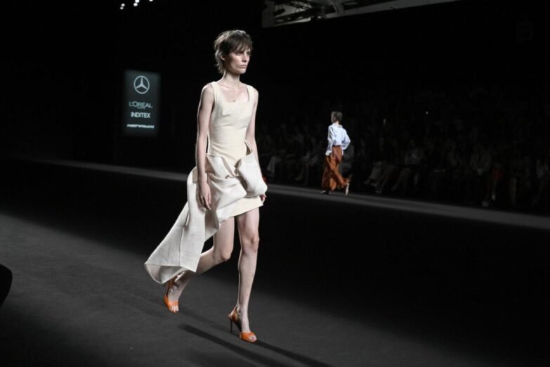 Mbfwmadrid Se Consolida Como Foro Estrategico Moda Espanola 20 590945 Mbfwmadrid Se Consolida Como Foro Estratégico De La Moda Española - Eventos Textil E Indumentaria