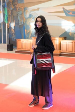 Miguelina Accesorios 18 825951 Miguelina Accesorios: Marroquinería Artesanal, Punto A Punto Con Conciencia Social - Moda Sostenible