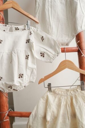 Petit Boheme 26 098047 Petit Bohème: Prendas Para Bebés Y Niños Con Diseños Delicados Y Fibras Nobles - Moda Y Diseñadores Textil E Indumentaria