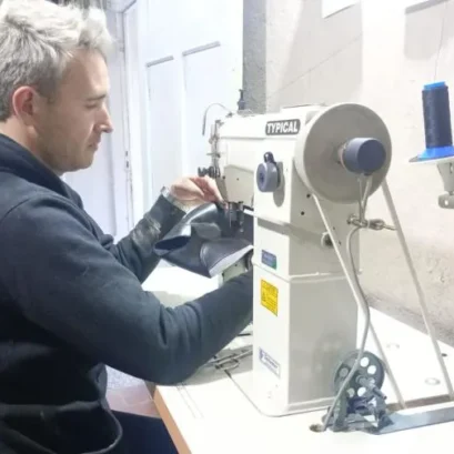 37 933344 Calzado Reciclado, Más Niños En La Escuela - Eventos Textil E Indumentaria