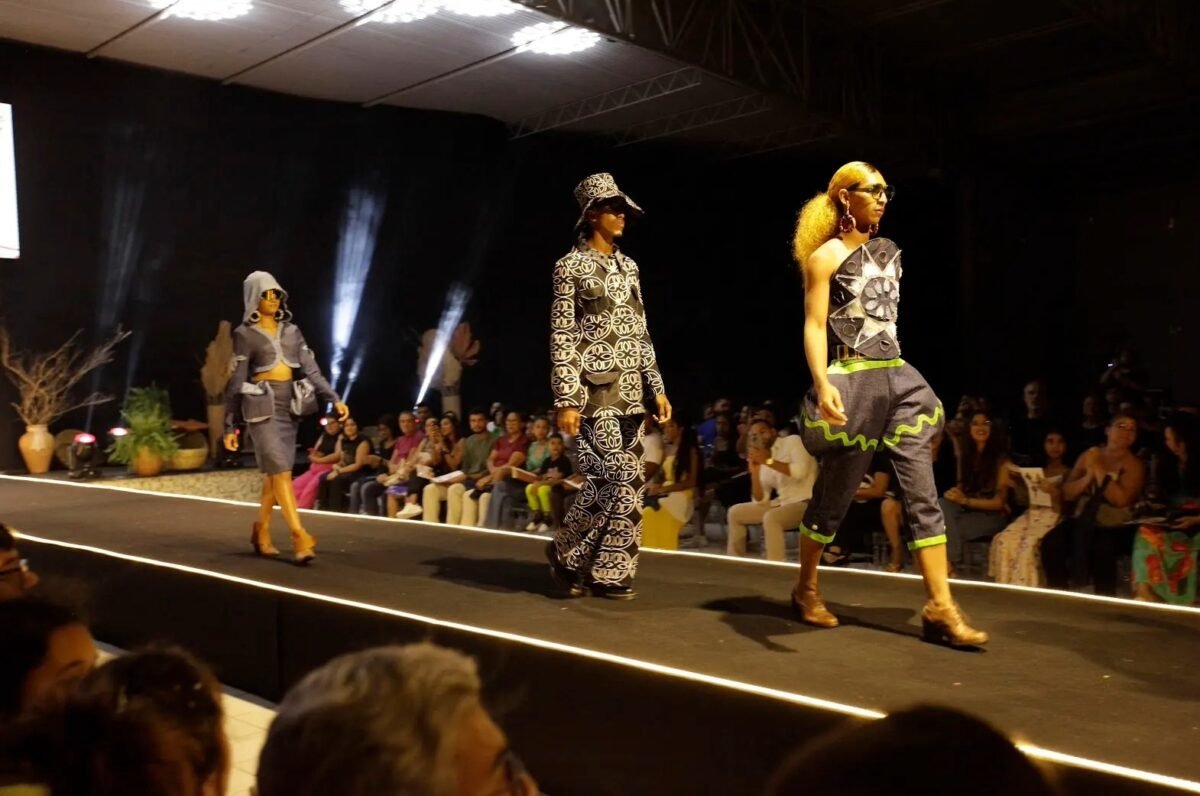 Creatividad Y Musica Marcan Brazil Fashion Designers Pernambuco 2026 25 054605 Creatividad Y Música Marcan El Brazil Fashion Designers Pernambuco 2026 - Textil E Indumentaria