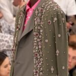 El poder del detalle: apliques de piedras, brillo y volúmen en las colecciones actuales 2 - empresas textiles Poder Detalle Apliques Piedras Brillo Y Volumen Las Colecciones Actuales 18 509380 El Poder Del Detalle: Apliques De Piedras, Brillo Y Volúmen En Las Colecciones Actuales - Empresas Textiles