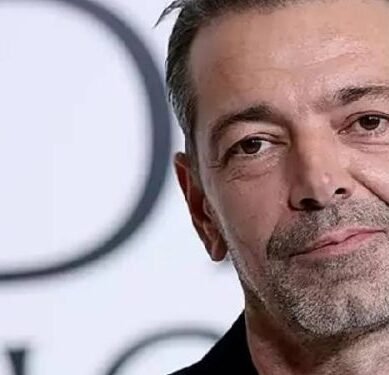 40 740401 Versace Nombra A Pieter Mulier Director Creativo - Máquinas Textiles