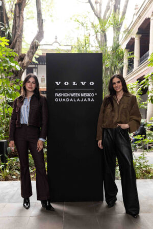Alejandro Fernandez Debuta Como Disenador Volvo Fashion Week Mexico Que Apuesta Guadalajara Como Capital Creativa 25 697344 Alejandro Fernández Debuta Como Diseñador En Un Volvo Fashion Week México Que Apuesta Por Guadalajara Como Capital Creativa - Eventos Textil E Indumentaria