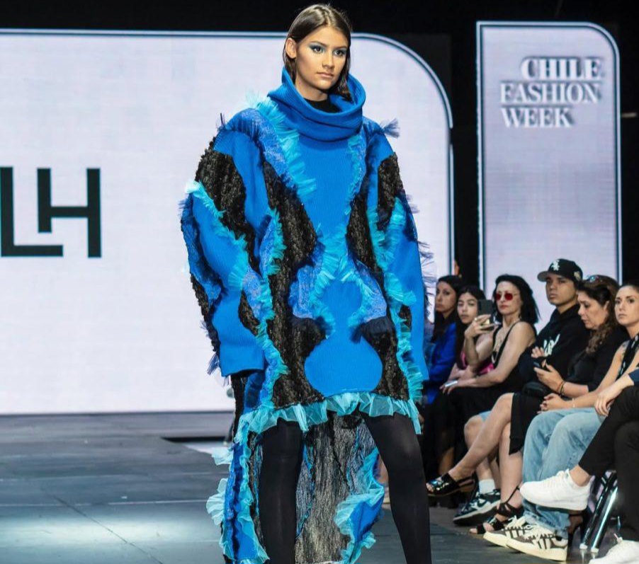 Chile fashion week 2026: la moda chilena se consolida en el calendario regional 38 - máquinas calzado/cuero Chile Fashion Week 2026 Moda Chilena Se Consolida Calendario Regional 59 937287 Chile Fashion Week 2026: La Moda Chilena Se Consolida En El Calendario Regional - Máquinas Calzado/Cuero
