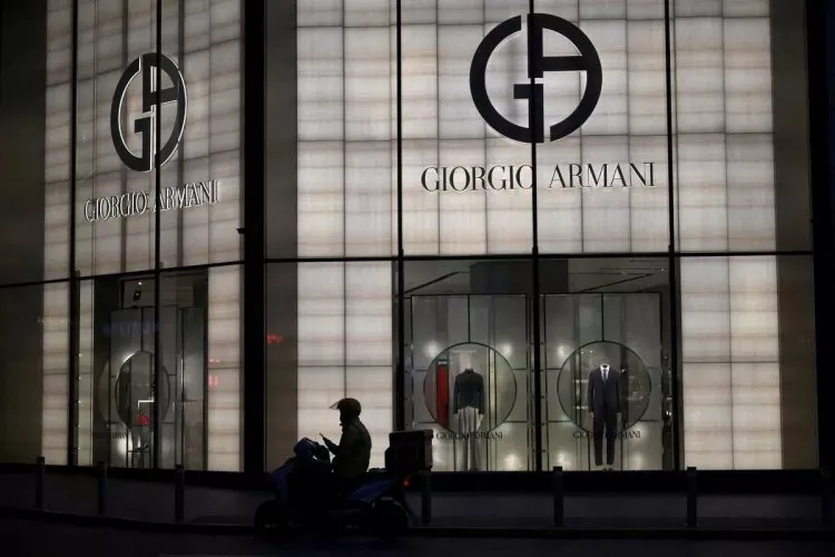 Giorgio Armani Vuelve A Argentina Lujo Internacional Reactiva Su Presencia Mercado Local 59 954279 Giorgio Armani Vuelve A La Argentina: El Lujo Internacional Reactiva Su Presencia En El Mercado Local - Interes General