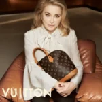 Louis Vuitton Apuesta A La Elegancia Atemporal Con Catherine Deneuve