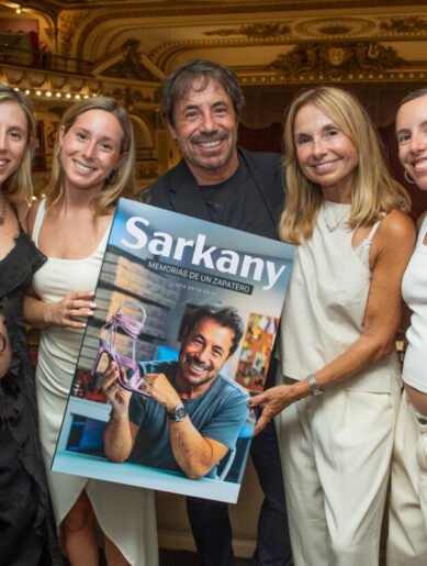 memorias zapatero como ricky sarkany construyo imperio calzado 33 632593 "Memorias de un zapatero”: cómo Ricky Sarkany construyó un imperio del calzado - Interes General