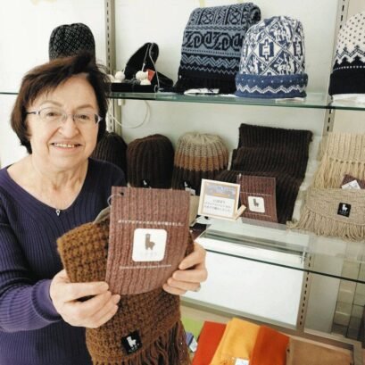 Mujeres bolivianas impulsan un proyecto textil con alpaca en Japón 10 - Interes General 687686203 1458627089397895 3895910728233293988 n Mujeres bolivianas impulsan un proyecto textil con alpaca en Japón - Interes General