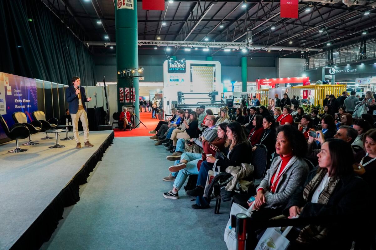 Emitex Simatex Confemaq 5 Emitex, Simatex y Confemaq 2026 presentan “Perspectivas”: un ciclo para dar voz a la industria - Eventos Textil e Indumentaria
