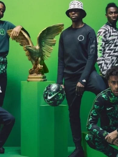 1528068627871 El Mundial también se juega en la moda: las marcas que diseñan la imágen de los equipos - Eventos Calzado, Cuero
