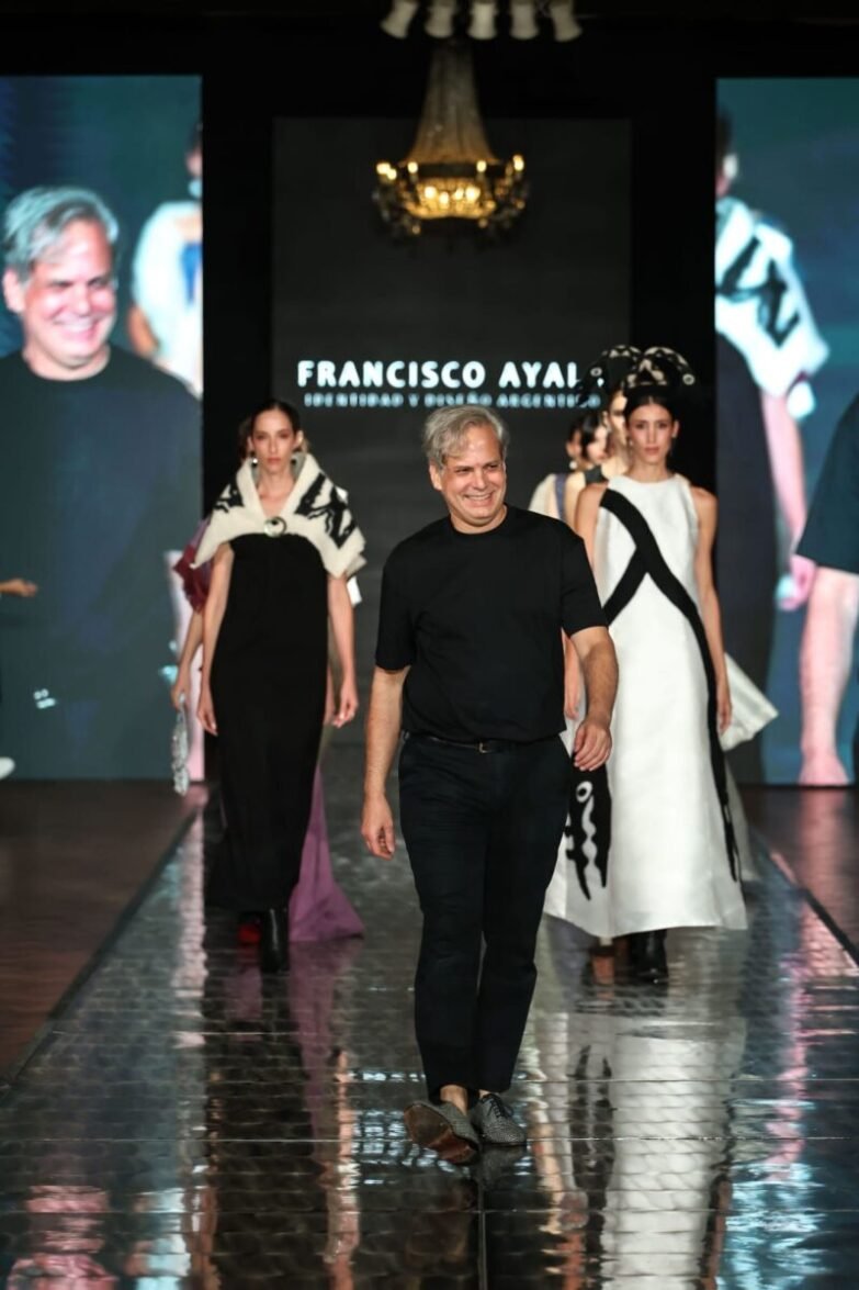 Jaguares: cuando lo ancestral se vuelve contemporáneo 1 - Moda y Diseñadores Textil e Indumentaria WhatsApp Image 2026 07 14 at 19.03.36 Jaguares: cuando lo ancestral se vuelve contemporáneo - Moda y Diseñadores Textil e Indumentaria