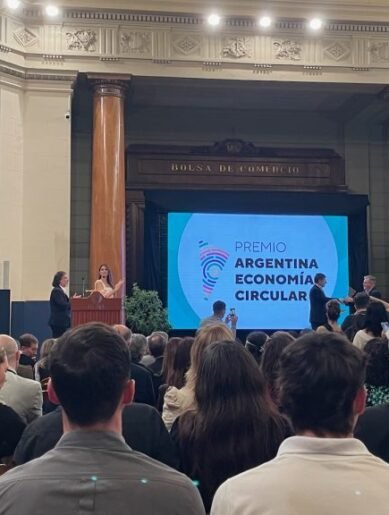IMG 2152 768x576 1 Premios de Economía Circular 2026: convocan a empresas y emprendedores de la industria textil, de la indumentaria y el calzado - Destacadas
