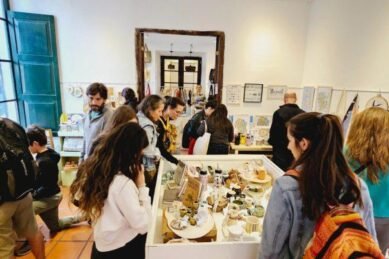 Revuelo Creativo llega a Córdoba con un conversatorio sobre el futuro del diseño textil 1 - destacada PRahl0J6ojjZQ18ajP6lCT8nVvuZqgITMEMBMc8U1lIJTarn38a72I OZ8sX14Gg9t H8O10sl0PVNNSi9TqD21yDSWDWOtKTFG3 Revuelo Creativo llega a Córdoba con un conversatorio sobre el futuro del diseño textil - destacada