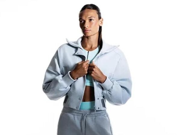 Adidas y Stella McCartney: innovación y diseño para el deporte 74 - Eventos Textil e Indumentaria adidasbystellamccartneyxannahall cover 300726 3 4 800x450 Adidas y Stella McCartney: innovación y diseño para el deporte - Eventos Textil e Indumentaria