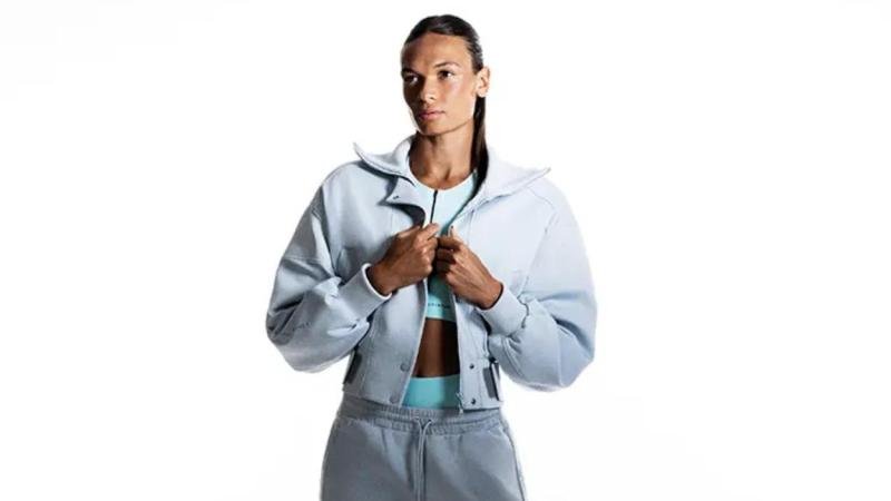 Adidas y Stella McCartney: innovación y diseño para el deporte 62 - Empresas Textiles adidasbystellamccartneyxannahall cover 300726 Adidas y Stella McCartney: innovación y diseño para el deporte - Empresas Textiles