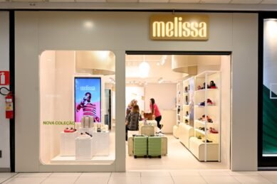 60 28 5 2025 D5IAISPHQP Calzado e Inteligencia Artificial: Grendene apuesta por la tecnología para potenciar las ventas de Melissa - Grendene