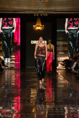 De la llama catamarqueña al crochet: el homenaje a los oficios que cerró el Argentina Fashion Week 3 - Destacadas ARFW @photojohnnyok 6766 1 De la llama catamarqueña al crochet: el homenaje a los oficios que cerró el Argentina Fashion Week - Destacadas