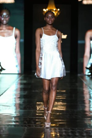 De la llama catamarqueña al crochet: el homenaje a los oficios que cerró el Argentina Fashion Week 7 - Destacadas ARFW @photojohnnyok 6953 De la llama catamarqueña al crochet: el homenaje a los oficios que cerró el Argentina Fashion Week - Destacadas