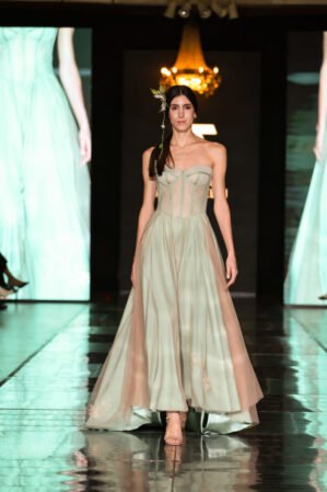 De la llama catamarqueña al crochet: el homenaje a los oficios que cerró el Argentina Fashion Week 5 - Destacadas ARFW @photojohnnyok 7084 De la llama catamarqueña al crochet: el homenaje a los oficios que cerró el Argentina Fashion Week - Destacadas