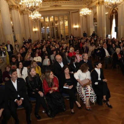 Entrega Tijeras Buenos Aires está de Moda: La CAM entregó las Menciones de Honor 2026 en la Legislatura - Empresas Textiles