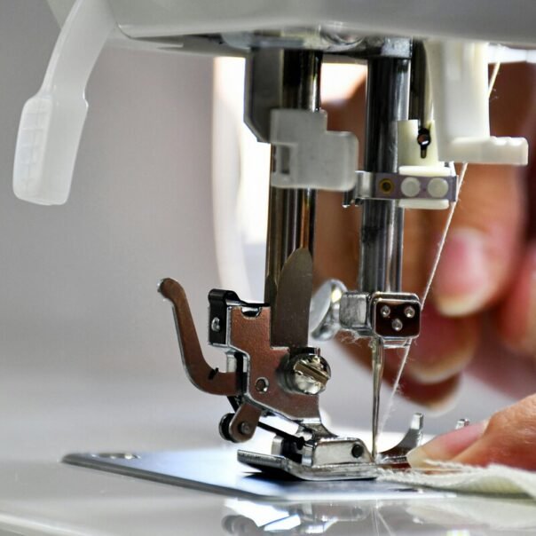Arreglos, confección y diseño: una máquina doméstica para explorar nuevas posibilidades textiles 86 - Moda Sostenible 1200 800 Arreglos, confección y diseño: una máquina doméstica para explorar nuevas posibilidades textiles - Moda Sostenible