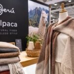 La alpaca peruana gana protagonismo en París 2 - Empresas Textiles Elegancia Alpaca en Peru La alpaca peruana gana protagonismo en París - Empresas Textiles